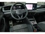 Volkswagen Tayron 1.5 eHybrid R-Line SOH 100% | 272PK / 200kW DSG, 60 maanden / 100.000km garantie, Blackstyle pakket, Harman Kardon geluidssysteem, head-up display, LED Matrix (IQ.Lights), comfort pakket plus (verwarmbare voorstoelen, verwarmbare achterbank, verwarmbaar multifunctioneel lederen stuurwiel), wegklapbare trekhaak, rondomzichtcamera (area view), elektrische achterklep (Easy Open), 20" 'York' LMV, adaptief onderstel (dcc)
