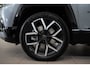 Jeep Compass Full Electric First Edition | Warmtepomp | Panoramadak | Premium Pack | 360 gr. Camera | Stoel & Stuurverwarming |