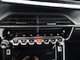 Peugeot e-2008 EV GT PREMIERE + PANORAMA SCHUIFDAK | ADAPTIVE CRUISE | STOELVERWARMING | CAMERA