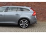 Volvo V60 T3 153PK Automaat R-Design | Afneembare trekhaak | Stoelverwarming | Standkachel |