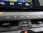 Kia EV5 Air 81.4 kWh | Privacy glass | Stoelverwarming | Dodehoekassistentie | Adaptieve cruise control | Parkeersensoren voor+ achter | Achteruitrijcamera |