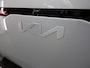 Kia EV5 Air 81.4 kWh | Privacy glass | Stoelverwarming | Dodehoekassistentie | Adaptieve cruise control | Parkeersensoren voor+ achter | Achteruitrijcamera |