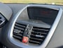 Peugeot 207 CC 1.6 VTi Féline AUTOMAAT NL AUTO NAP! NW DISTRIE! LEER l AIRCO ECC l JBL l STOELVERWARMING l LMV! TOPSTAAT!