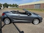 Peugeot 207 CC 1.6 VTi Féline AUTOMAAT NL AUTO NAP! NW DISTRIE! LEER l AIRCO ECC l JBL l STOELVERWARMING l LMV! TOPSTAAT!