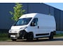 Fiat Ducato 2.2 MultiJet 140 L2H2 3.5t Automaat in Topstaat |Trekhaak |Camera |Cruise |Navi |Carplay |Digitaal dashboard |Climate control |140 pk |Betimmering |1e eigenaar