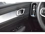 Volvo XC40 B3 177PK Core | 19" | Trekhaak | All-Season | Lighting | Power Seats |