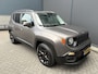 Jeep Renegade 1.4 MultiAir Longitude Airco - Bluetooth - Navigatie - Cruise control - Parkeersensor achter - Dakrails - Elektrische ramen - Mistlampen voor - Stuur multifunctioneel - Start/stop systeem - Licht metalen velgen 18