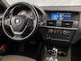 BMW X3 xDrive20i High Executive 184Pk Automaat (PANORAMADAK, 1e EIGENAAR, NAVIGATIE, BRUIN LEDER, SPORTSTOELEN, ZWART HEMEL, GETINT GLAS, STOELVERWARMING, NIEUWSTAAT)