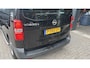 Opel Vivaro-e Combi L2H1 75 kWh | 9- Persoons | Navi by app | | 2 zitplaatsen rechtsvoor | Airco | Apple Carplay/Android Auto|telefoonintegratie premium