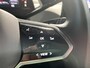 Volkswagen ID.3 Business 58 kWh Navigatie / 19"LM velgen / App-connect / Clima / Stoelverwarming / Zwart dak HAL