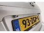 Kia Venga 1.6 CVVT Super Pack 125pk | Automaat | Climate Control | Cruise Control | Camera | Trekhaak | Lichtmetalen Velgen | Navigatie | Parkeersensoren