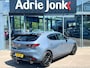 Mazda 3 2.0 e-SkyActiv-G M Hybrid 150 Homura TREKHAAK | A.CAMERA | 18"LM VELGEN BLACK | APPLE CARPLAY/ANDROID AUTO | HEAD-UP DISPLAY | 1e EIG | NED.AUTO |