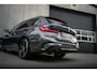 BMW 3-Serie Touring 330e 292 pk xDrive High Executive M-Sportpakket / BTW-Auto/  Pano-Dak/ Adap.Cruise/ 360-Camera/ Keyless/ Head-Up/ Harman&Kardon/