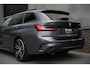BMW 3-Serie Touring 330e 292 pk xDrive High Executive M-Sportpakket / BTW-Auto/  Pano-Dak/ Adap.Cruise/ 360-Camera/ Keyless/ Head-Up/ Harman&Kardon/