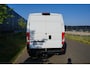 Fiat Ducato 2.2 MultiJet 140 L2H2 3.5t Automaat in Topstaat |Trekhaak |Camera |Cruise |Navi |Carplay |Digitaal dashboard |Climate control |140 pk |Betimmering |1e eigenaar