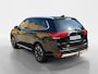 Mitsubishi Outlander 2.0 PHEV instyle achteruitrijcamera , trekhaak , electronic climate controle , lichtmetalen velgen 18" , lederen bekleding , stoel en stuur verwarming , verwarmde voorruit , super complete auto in zeer nette staat, accu 3 jaar geleden vervangen