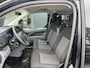 Opel Vivaro-e Combi Electric L2 50 kWh | 9- Persoons | Navi by app | | 2 zitplaatsen rechtsvoor | Achterklep met ruit | Achterruitwisser
