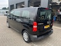 Opel Vivaro-e Combi Electric L2 50 kWh | 9- Persoons | Navi by app | | 2 zitplaatsen rechtsvoor | Achterklep met ruit | Achterruitwisser
