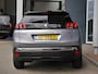 Peugeot 3008 1.2 PureTech Première | Elektrisch bedienbare achterklep | 19 inch velgen | Keyless entry en start | Dealer onderhouden | Navigatie | Zwart Dak | Climate control