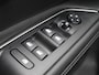 Peugeot 3008 1.2 PureTech Première | Elektrisch bedienbare achterklep | 19 inch velgen | Keyless entry en start | Dealer onderhouden | Navigatie | Zwart Dak | Climate control