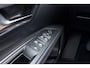 Peugeot 3008 1.2T Allure | 130PK | Elektrische Achterklep | Afneembare trekhaak | Keyless Entry & Start | 19'' Lichtmetalen velgen | Navigatie | DAB + | Camera Achter | 1e eigenaar!