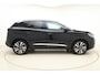 Peugeot 3008 1.2T Allure | 130PK | Elektrische Achterklep | Afneembare trekhaak | Keyless Entry & Start | 19'' Lichtmetalen velgen | Navigatie | DAB + | Camera Achter | 1e eigenaar!