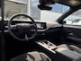Opel Astra Electric 58 kWh Ultimate | ALCANTARA | SCHUIFKANTELDAK | STOEL + STUUR + VOORRUITVERW. | 18 INCH LM-VELGEN | NAVI | CAMERA | MASSAGE STOELEN | FIETSENDRAGERHAAK