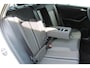 Volkswagen T-Roc 1.5 TSI 150pk Style DSG Automaat / Navigatie by APP / Parkeersensoren / Elek. achterklep / LM 16 inch  /