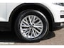 Volkswagen T-Roc 1.5 TSI 150pk Style DSG Automaat / Navigatie by APP / Parkeersensoren / Elek. achterklep / LM 16 inch  /