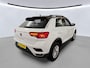 Volkswagen T-Roc 1.5 TSI 150pk Style DSG Automaat / Parkeersensoren / Elek. Kofferbak / LM 16'' / Navi /