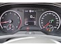 Volkswagen T-Roc 1.5 TSI 150pk Style DSG Automaat / Navigatie by APP / Parkeersensoren / Elek. achterklep / LM 16 inch  /