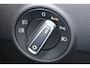 Volkswagen T-Roc 1.5 TSI 150pk Style DSG Automaat / Navigatie by APP / Parkeersensoren / Elek. achterklep / LM 16 inch  /