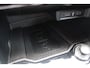 Volkswagen T-Roc 1.5 TSI 150pk Style DSG Automaat / Navigatie by APP / Parkeersensoren / Elek. achterklep / LM 16 inch  /