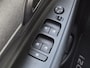 Hyundai i20 1.0 T-GDI Comfort / Achteruitrijcamera / Stuur- & Stoelverwarming / Navigatie via Apple Carplay of Android Auto / Cruise control / Trekgewicht 1110 kg / Parkeersensoren achter / Lichtmetalen wielen 16“ /