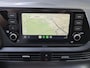 Hyundai i20 1.0 T-GDI Comfort / Achteruitrijcamera / Stuur- & Stoelverwarming / Navigatie via Apple Carplay of Android Auto / Cruise control / Trekgewicht 1110 kg / Parkeersensoren achter / Lichtmetalen wielen 16“ /