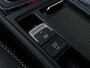 Volkswagen Golf 1.0 TSI Highline Business R | Lederen Bekleding | Stoelverwarming | Virtual Cockpit | Ergo Active | DAB | Apple Carplay | Android Auto | Navigatie | Parkeersensoren Voor & Achter | Adaptieve Cruise Control |