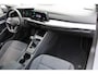 Volkswagen Golf 1.0 TSI 110pk Life /Navigatie by App Connect / Parkeersensoren / LM 16 inch / LED / Digital cockpit