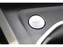 Volkswagen Golf 1.0 TSI 110pk Life /Navigatie by App Connect / Parkeersensoren / LM 16 inch / LED / Digital cockpit