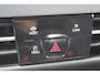 Volkswagen Golf 1.0 TSI 110pk Life /Navigatie by App Connect / Parkeersensoren / LM 16 inch / LED / Digital cockpit