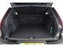 Volvo XC40 2.0 B3 Ultra Black Edition | Rijklaar! | S/K-Dak | Harman/Kardon | Bliss | Stuur-stoel+Voorruitverw. | 360*+PDC | Memory | Nav+App.Connect | Elek. Klep V