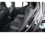 Volvo XC40 2.0 B3 Ultra Black Edition | Rijklaar! | S/K-Dak | Harman/Kardon | Bliss | Stuur-stoel+Voorruitverw. | 360*+PDC | Memory | Nav+App.Connect | Elek. Klep V