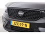 Volvo XC40 2.0 B3 Ultra Black Edition | Rijklaar! | S/K-Dak | Harman/Kardon | Bliss | Stuur-stoel+Voorruitverw. | 360*+PDC | Memory | Nav+App.Connect | Elek. Klep V