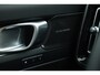 Volvo XC40 2.0 B3 Ultra Black Edition | Rijklaar! | S/K-Dak | Harman/Kardon | Bliss | Stuur-stoel+Voorruitverw. | 360*+PDC | Memory | Nav+App.Connect | Elek. Klep V