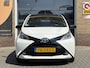 Toyota Aygo 1.0 VVT-i X-PLAY BITONE 5-DEURS LMV/CAMERA/NL-AUTO/CRUISE