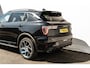 Lynk & Co 01 1.5 Plug-in Hybrid 262 Pk I Zwarte Hemel I Panoramadak I 75 km Elektrisch I 360 Camera I Infinity Audio I Full Map Navi I Carplay I 20 inch. LMV l 1e eigenaar