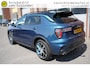Lynk & Co 01 1.5 261PK! ORIGINEEL NL 360CAMERA 6,6KWH LADEN TREKHAAK PANORAMADAK FULL LED 20INCH ADAPTIEVE CRUISE ANDROID-APPLECARPLAY NAVI CLIMA PDC V+A KEYLESS ENZ...