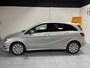 Mercedes-Benz B-klasse 250 e Lease Edition 28 kWh (SOH) 97% Navigatie NL Auto! NAP