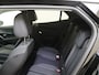 Peugeot e-2008 EV 136PK Allure Pack 50 kWh Camera | Apple Carplay | Navigatie | Keyless | Navigatie | Stoel verwarming |