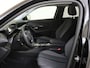 Peugeot e-2008 EV 136PK Allure Pack 50 kWh Camera | Apple Carplay | Navigatie | Keyless | Navigatie | Stoel verwarming |