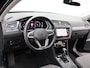 Volkswagen Tiguan 2.0 TDI Life Business | Apple Carplay / Android Car Play | Line Assist | Adaptief Cruise Control | Stoelverwarming | Climate Control | PDC | 12 Maandan BOVAG Garantie | | Automaat | Stoelverwarming | Achteruitrijcamera | Parkeersensoren |